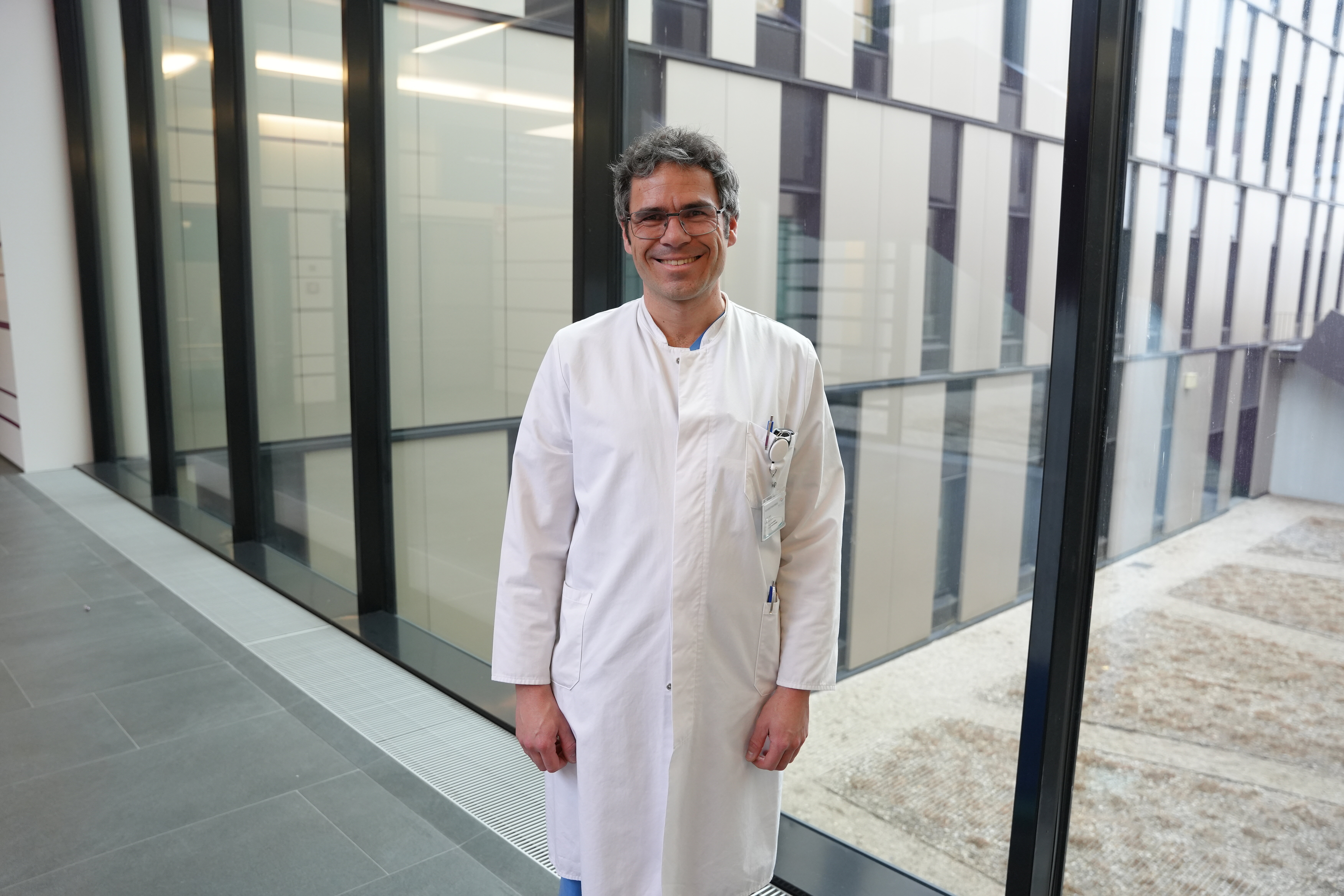 PD Dr. Rasch, Chefarzt der Gastroenterologie am InnKlinikum Altötting wurde zum Professor ernannt.